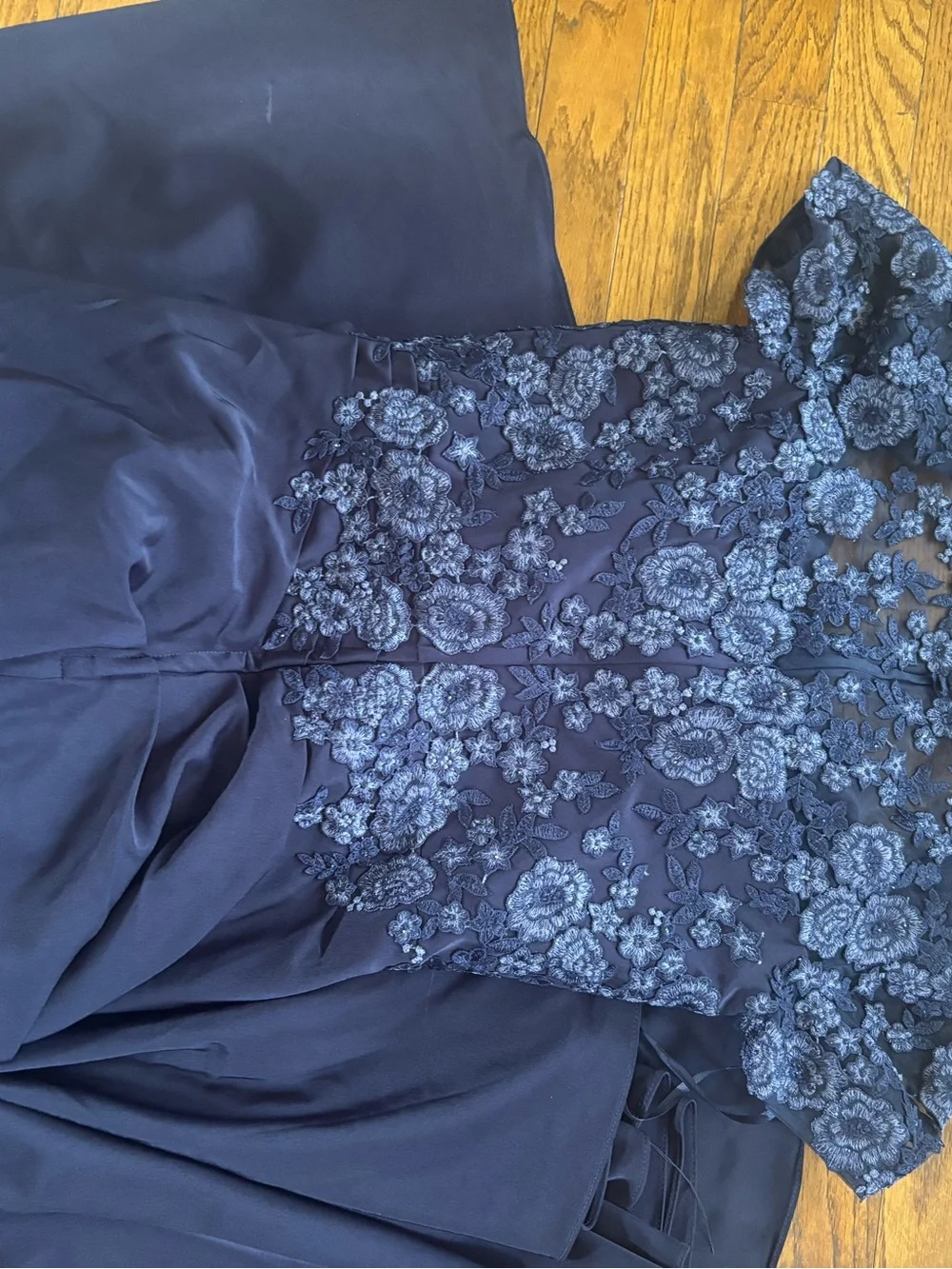 La Femme Navy Blue Lace Back Satin Trumpet Gown Size 6